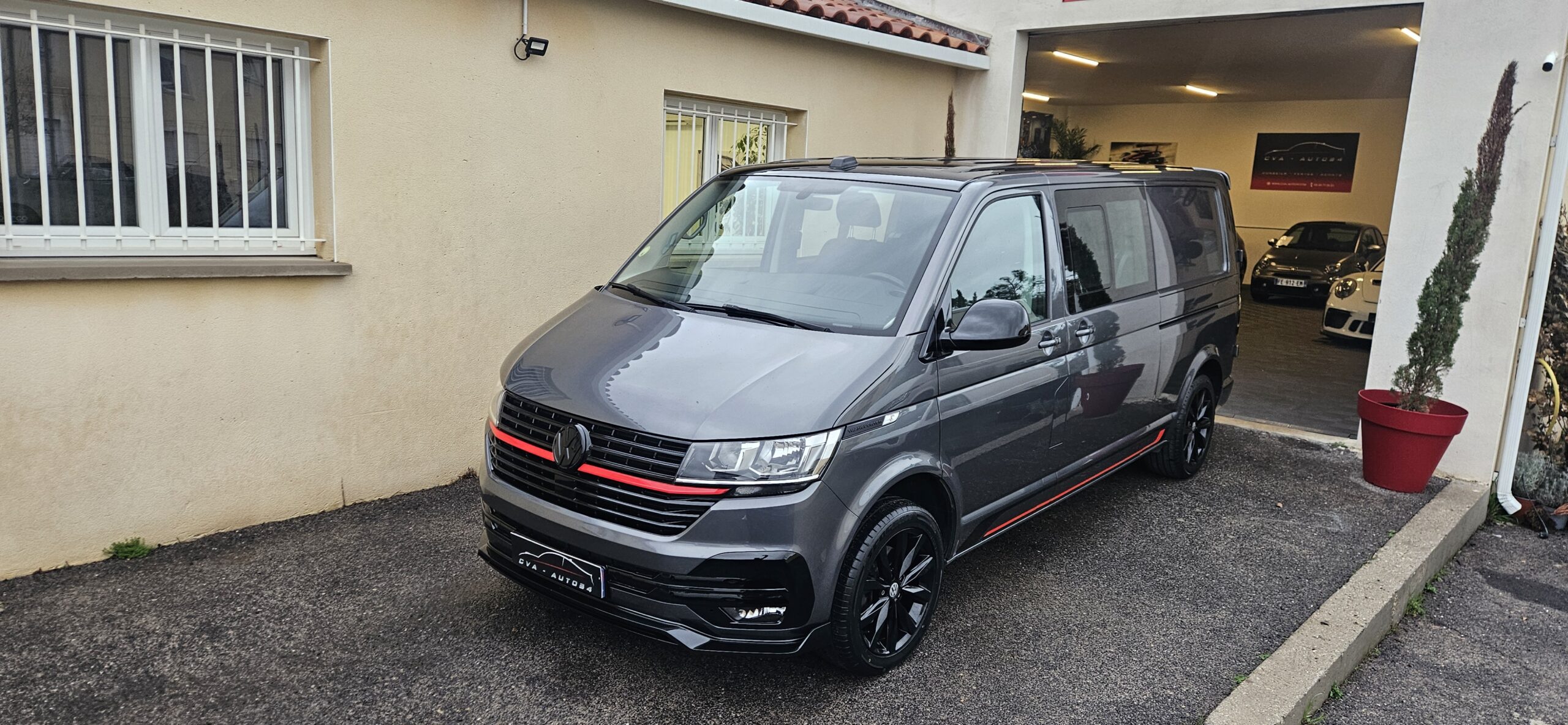 VOLKSWAGEN TRANSPORTER T6.1 PROCAB 5 PLACES L2H1 DSG 2.0L TDI 150 CH LOOK EDITION