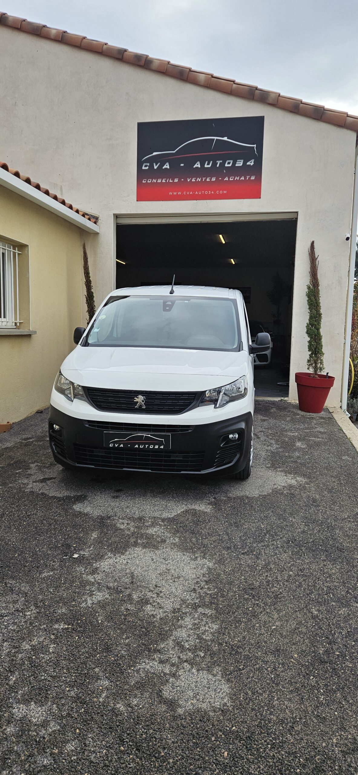 PEUGEOT PARTNER 1.6L HDI 100 PREMIUM