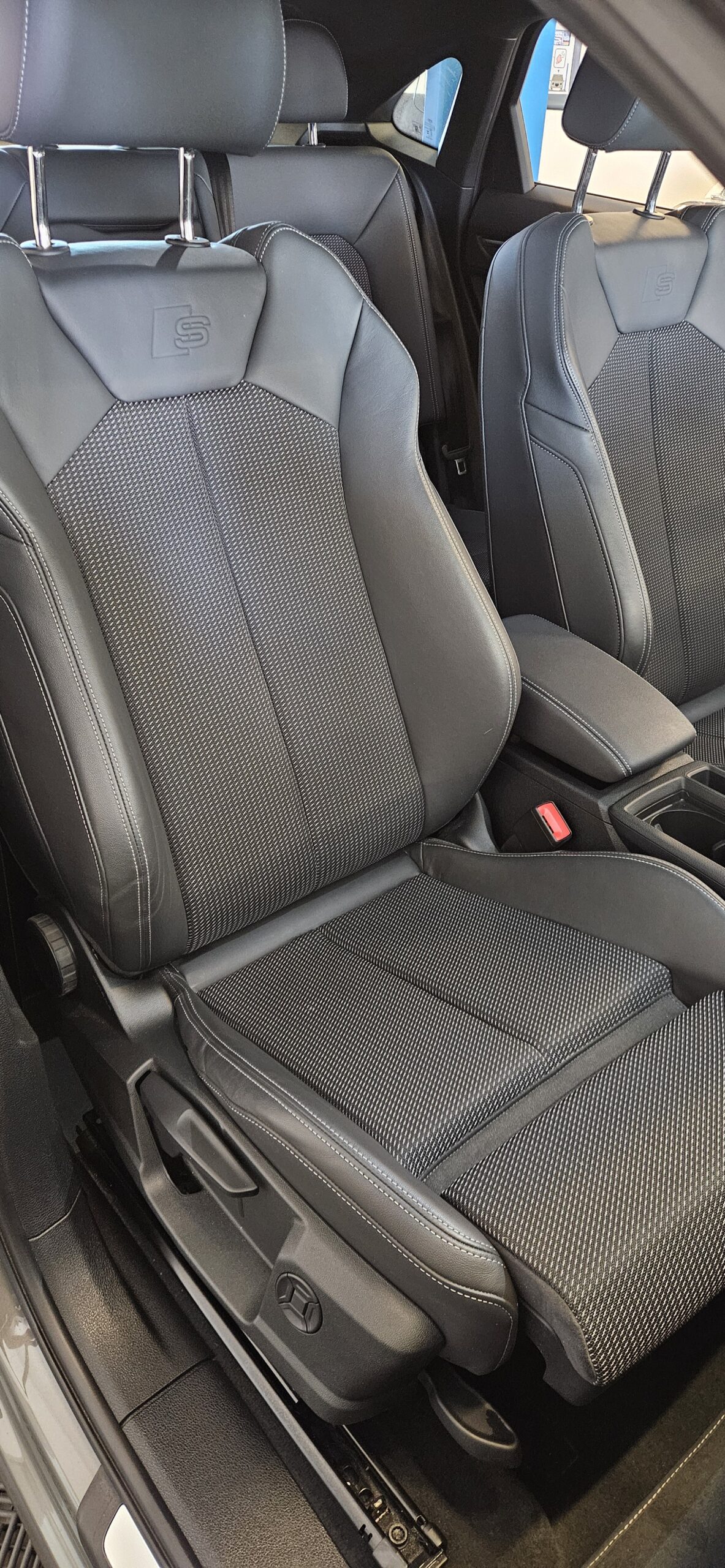 AUDI Q3 SPORTBACK 40 TDI 200 CH S-LINE S-TRONIC