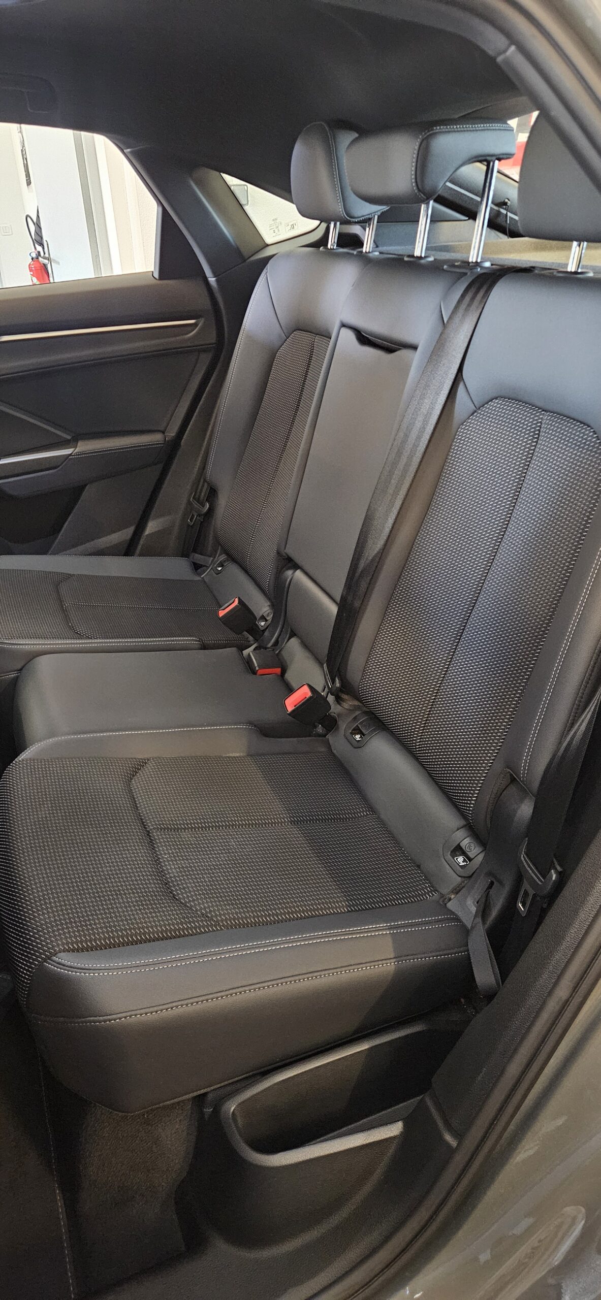 AUDI Q3 SPORTBACK 40 TDI 200 CH S-LINE S-TRONIC