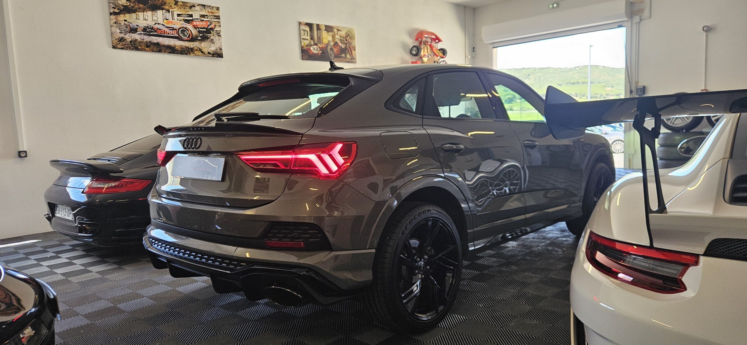 AUDI Q3 SPORTBACK 40 TDI 200 CH S-LINE S-TRONIC LOOK RSQ3