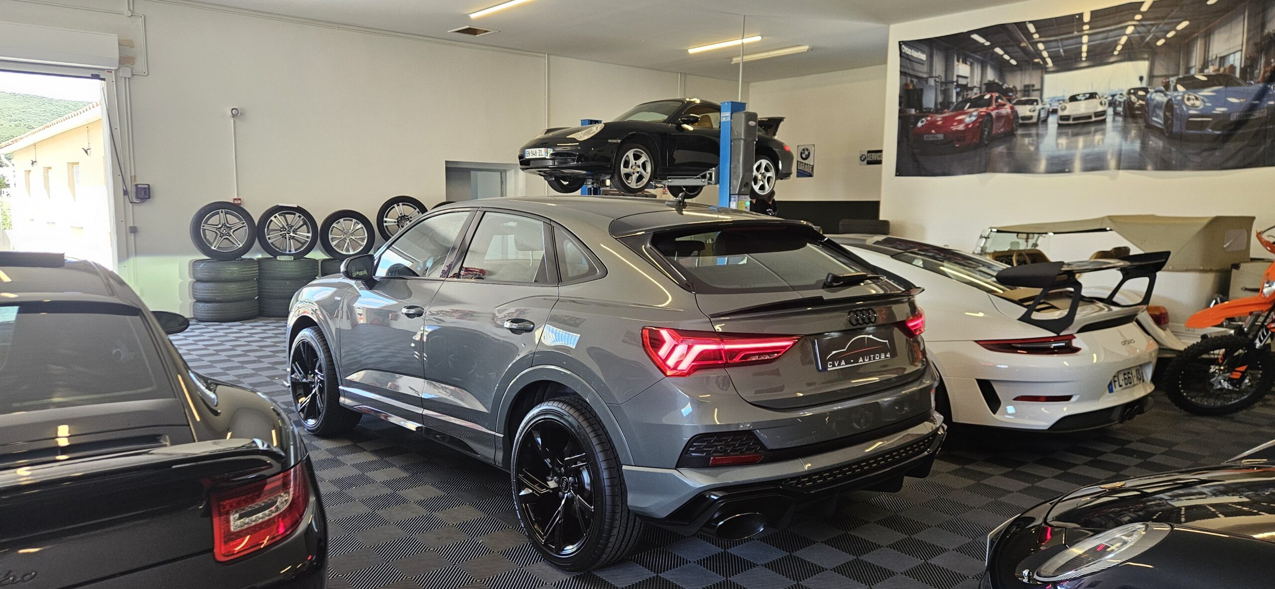 AUDI Q3 SPORTBACK 40 TDI 200 CH S-LINE S-TRONIC LOOK RSQ3