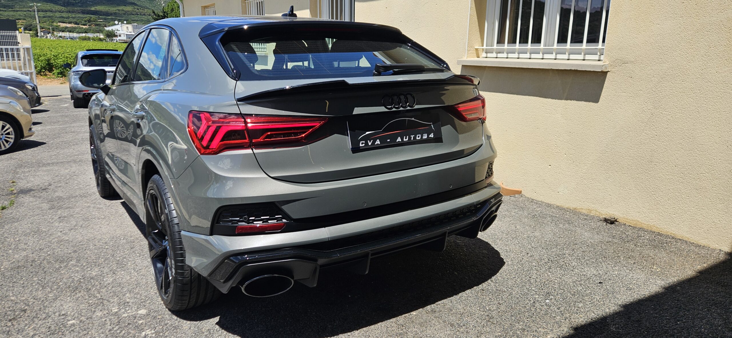 AUDI Q3 SPORTBACK 40 TDI 200 CH S-LINE S-TRONIC LOOK RSQ3