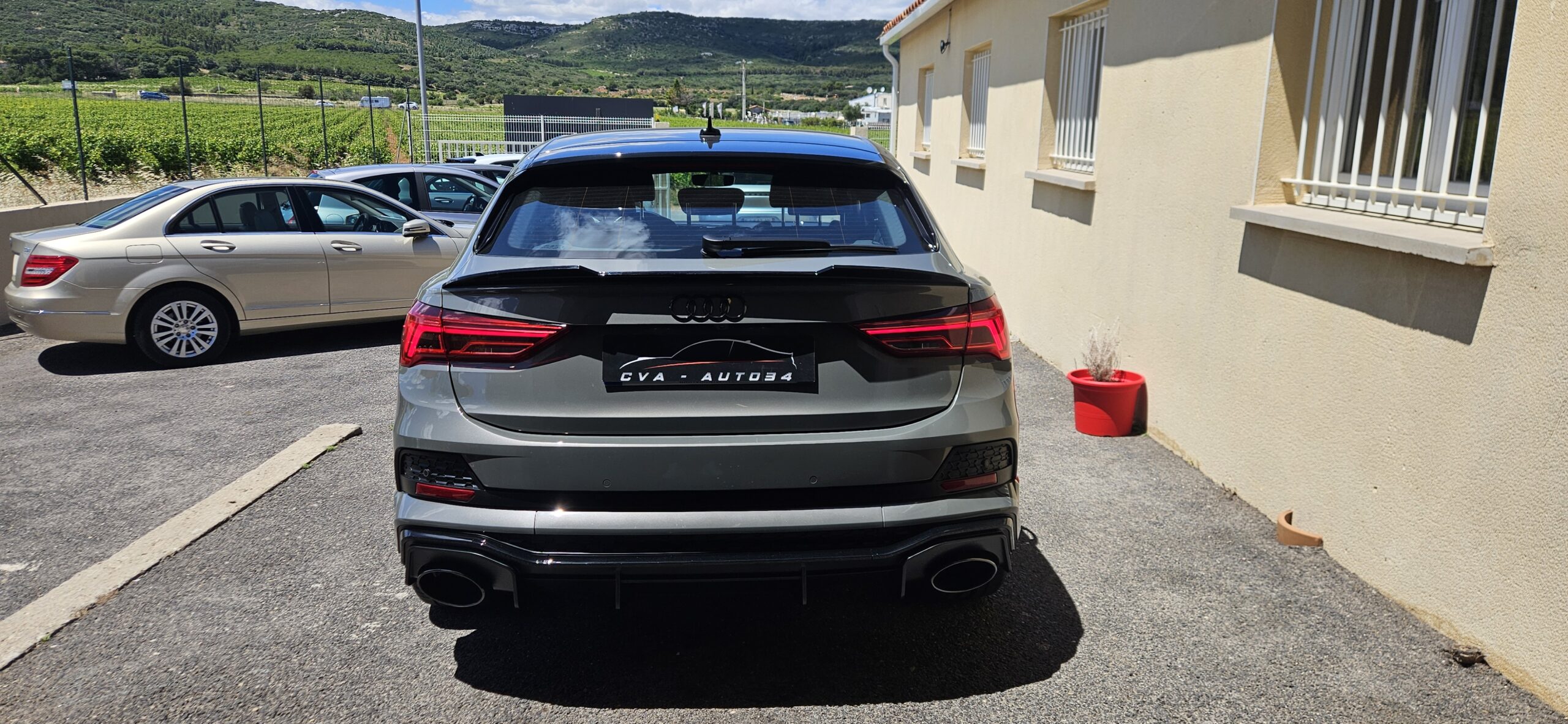 AUDI Q3 SPORTBACK 40 TDI 200 CH S-LINE S-TRONIC LOOK RSQ3