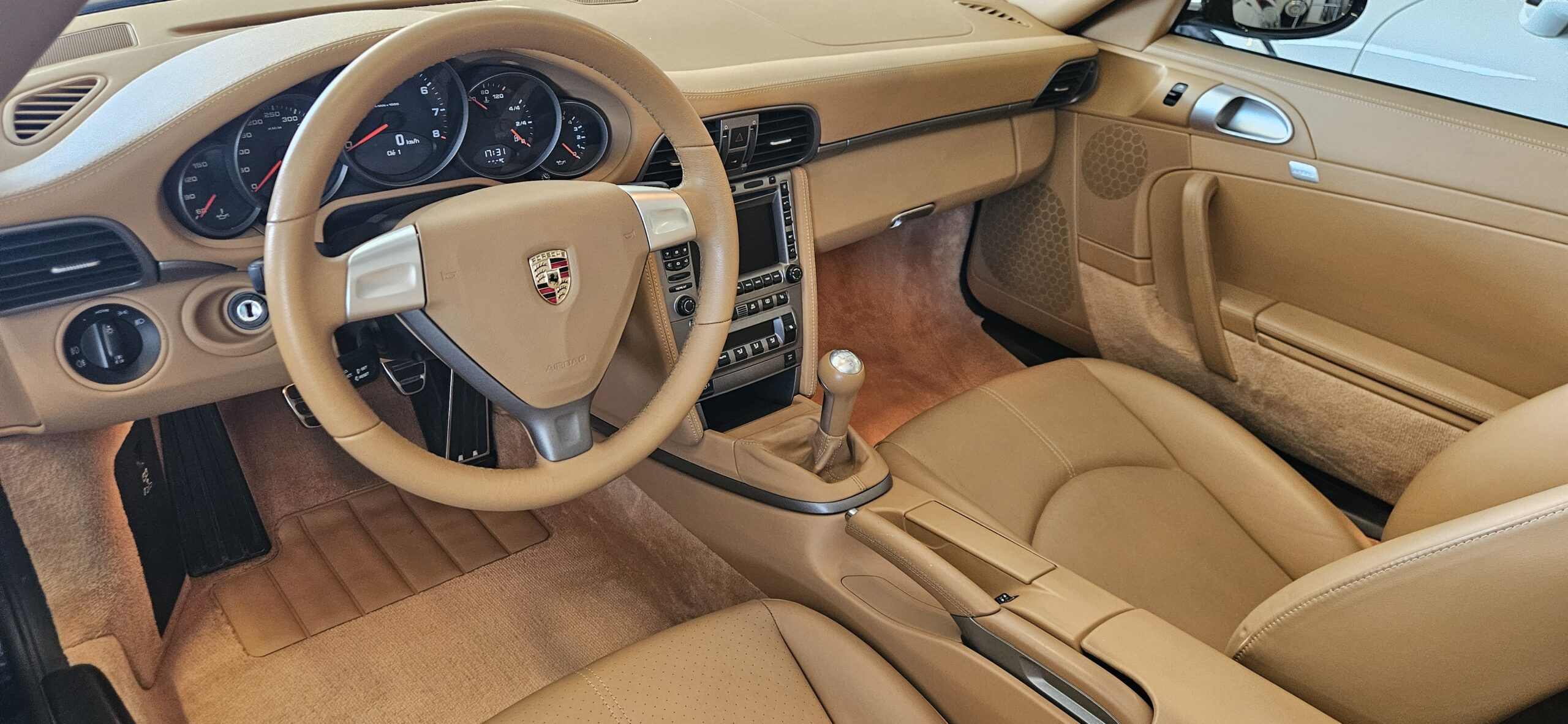 PORSCHE 997 TARGA 4 3.6L 325CH