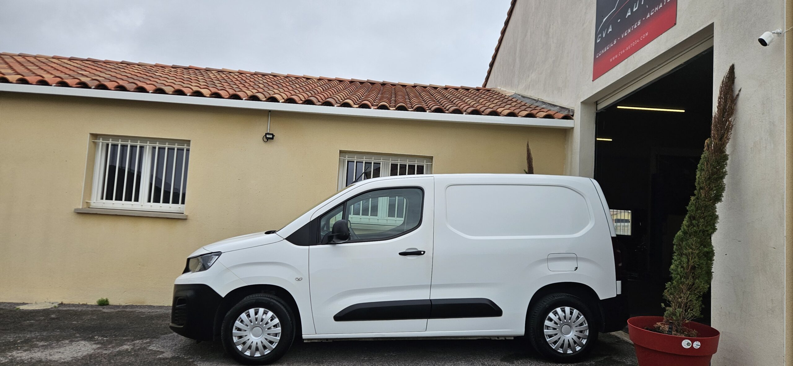 PEUGEOT PARTNER 1.6L HDI 75CH