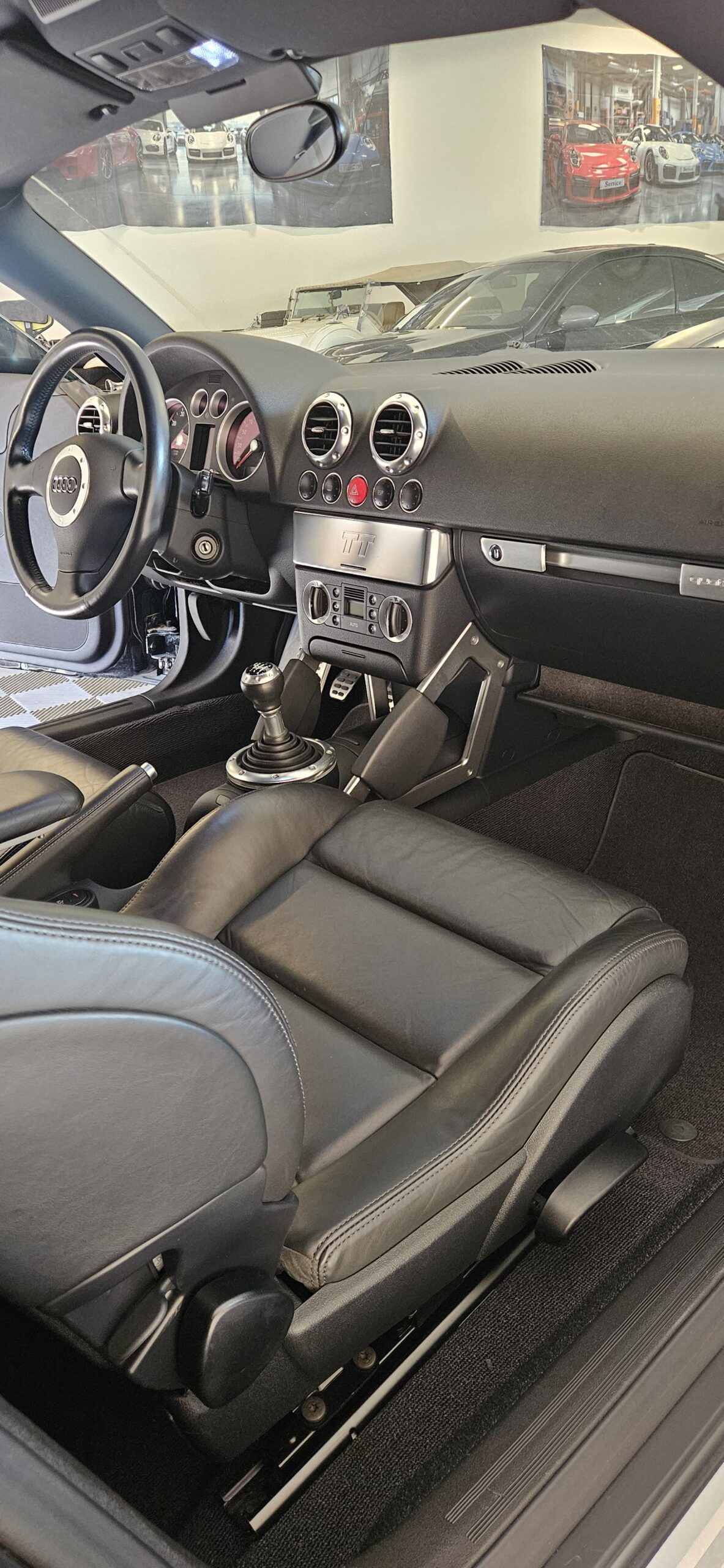 AUDI TT 3.2L V6 250 CH QUATTRO BOITE MANUELLE