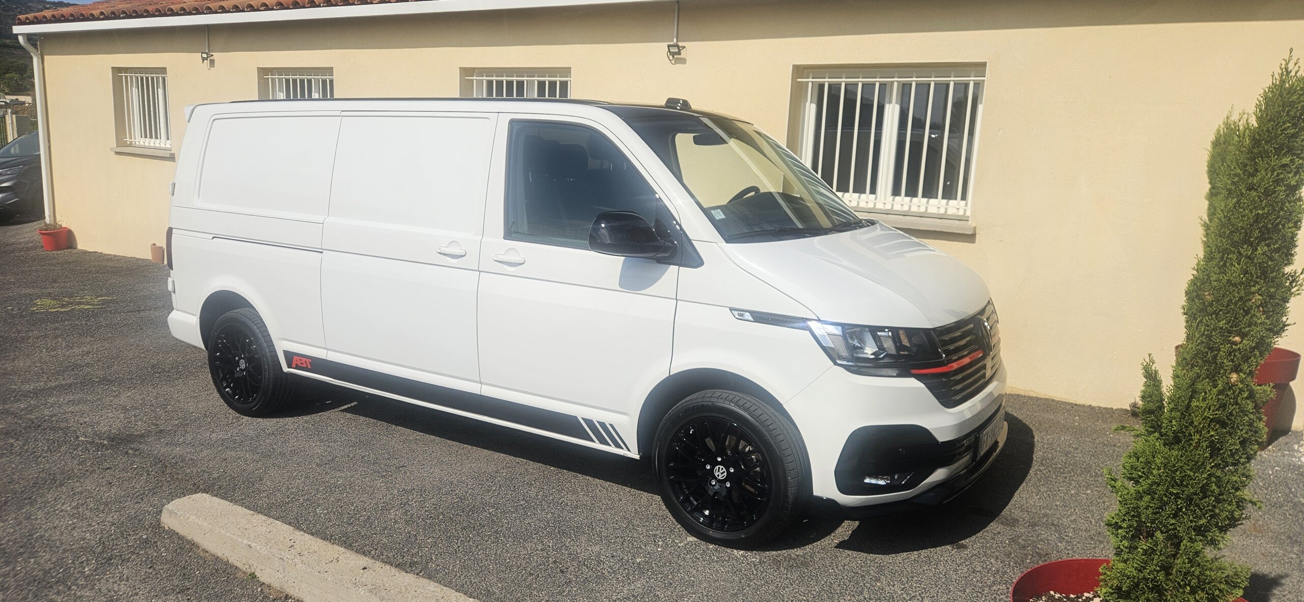 VOLKSWAGEN TRANSPORTER T6.1 2.0L TDI 110 CH L2H1