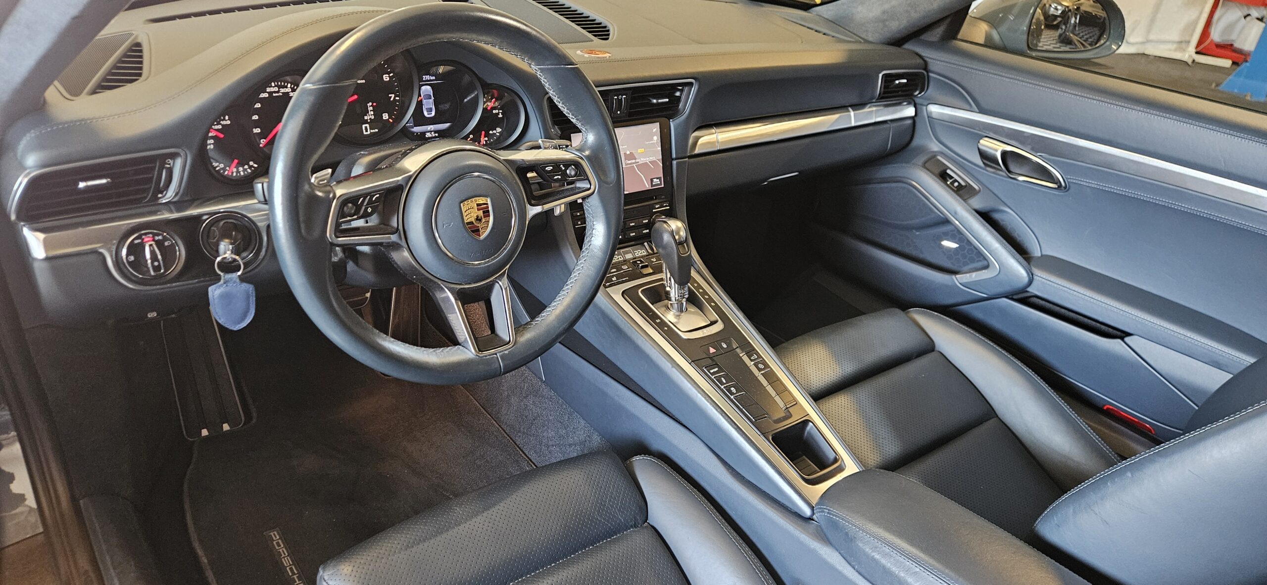 PORSCHE 991 CARRERA 4 PDK 3.0L 370CH
