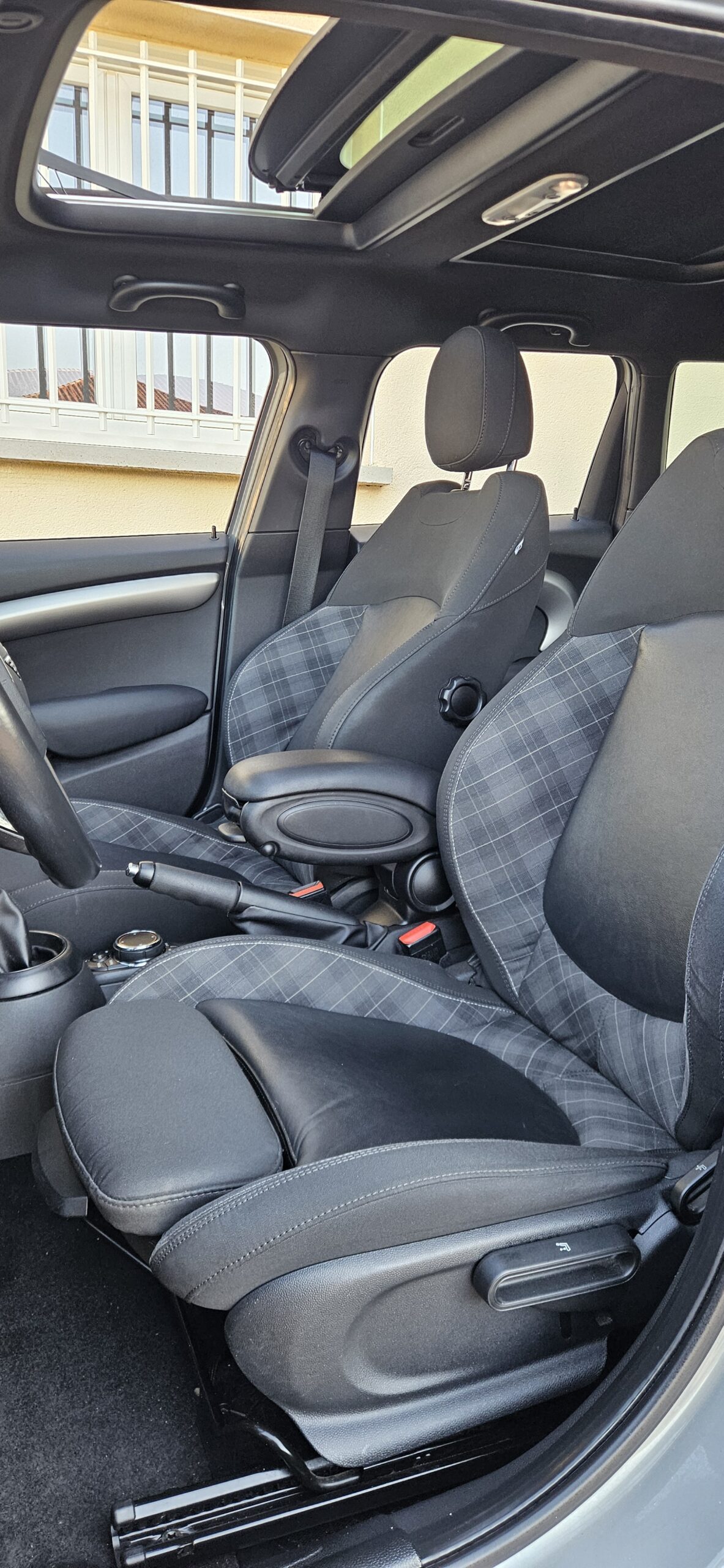 MINI COOPER 136CH 5 PORTES BOITE AUTO