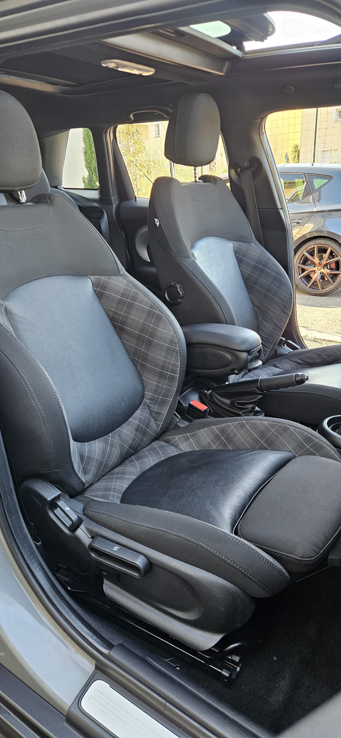 MINI COOPER 136CH 5 PORTES BOITE AUTO